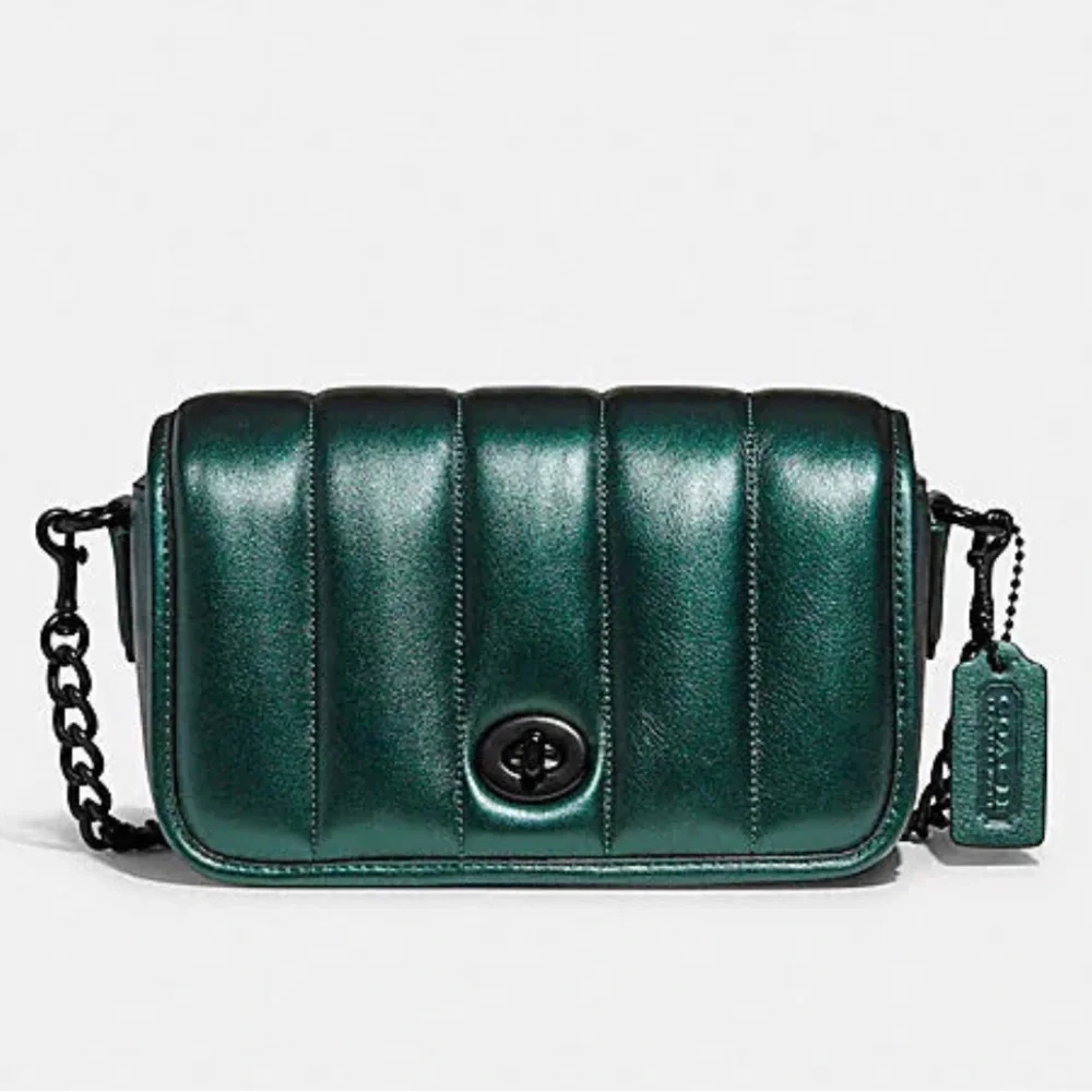๐๐ช
NWT COACH DINKY 18 QUILTED BAG IN METALLIC DARK GREEN - Picture 1 of 15